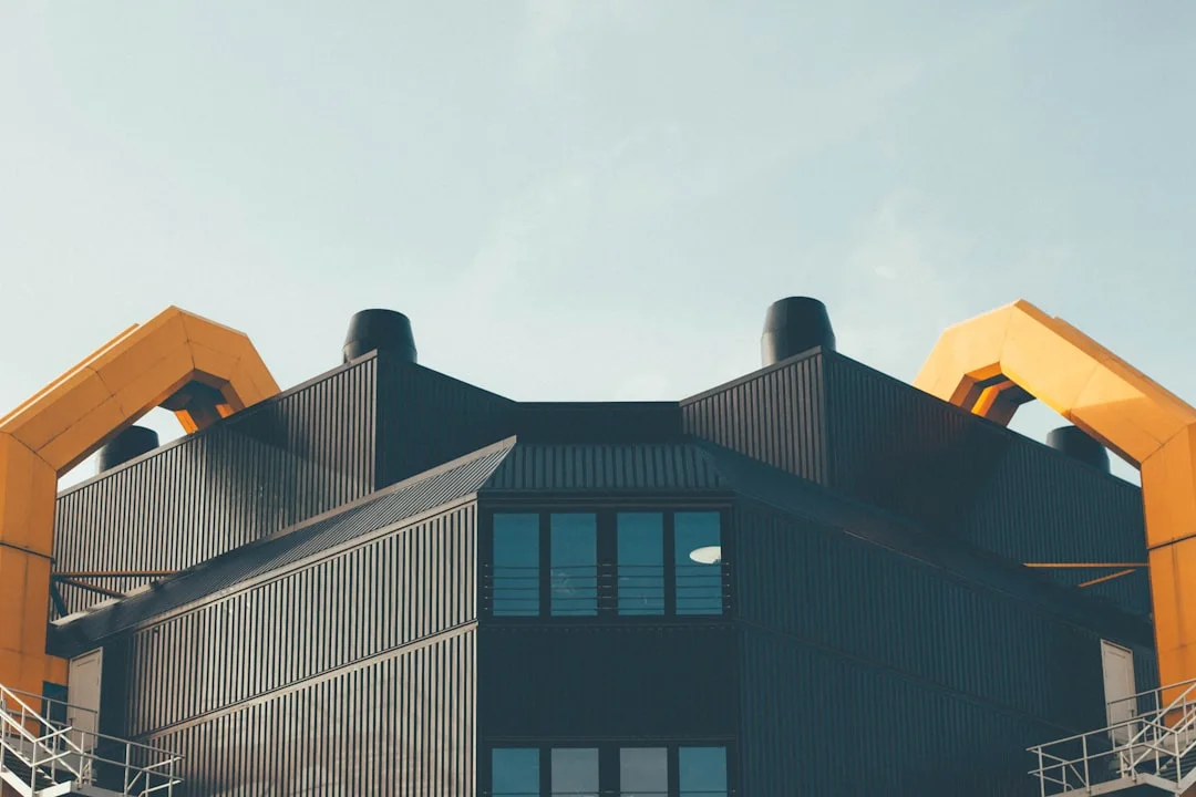 How Industrial Architecture Is Evolving with Steel Roofing